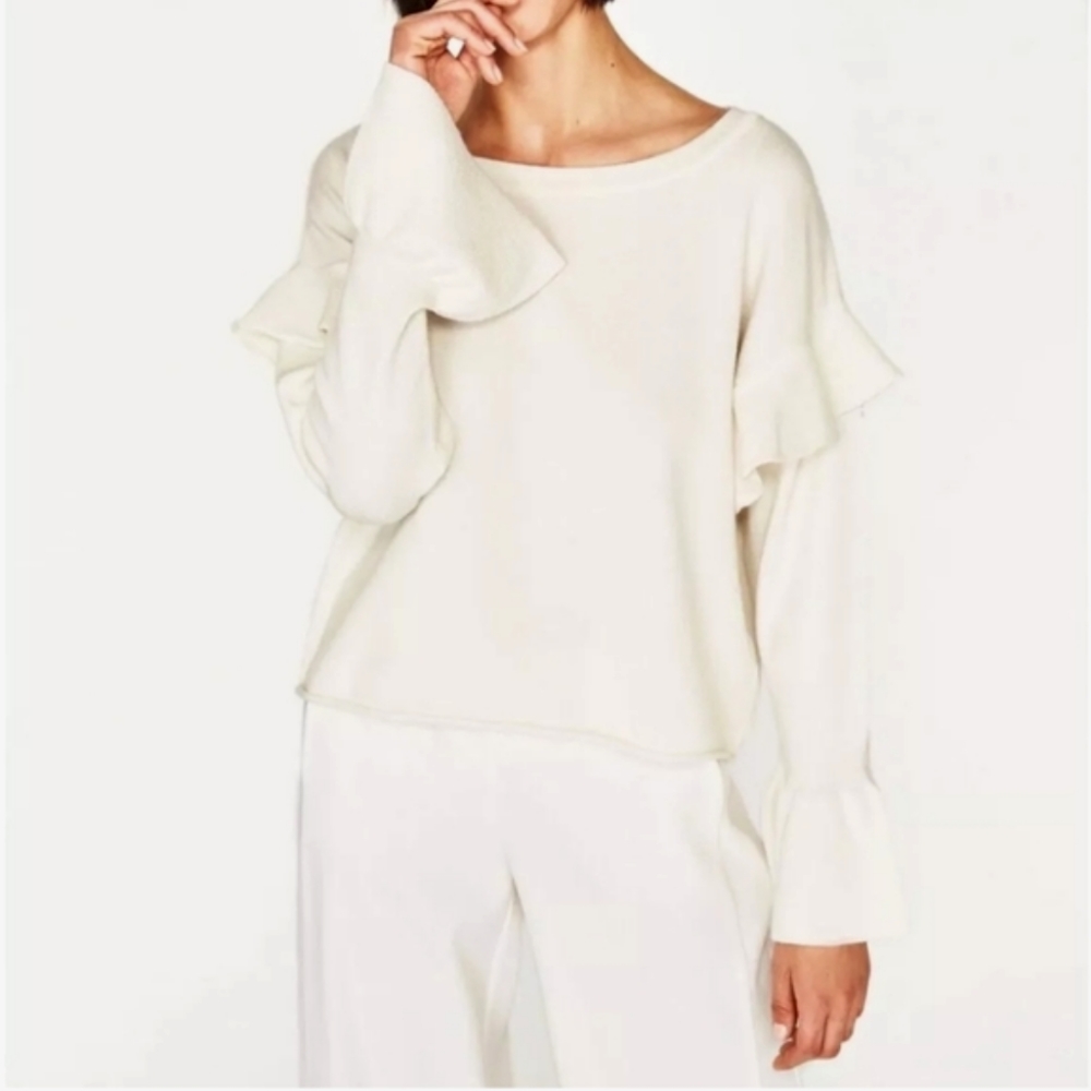 Zara Knit Ruffle Sleeve Boxy‎ Cropped Sweater